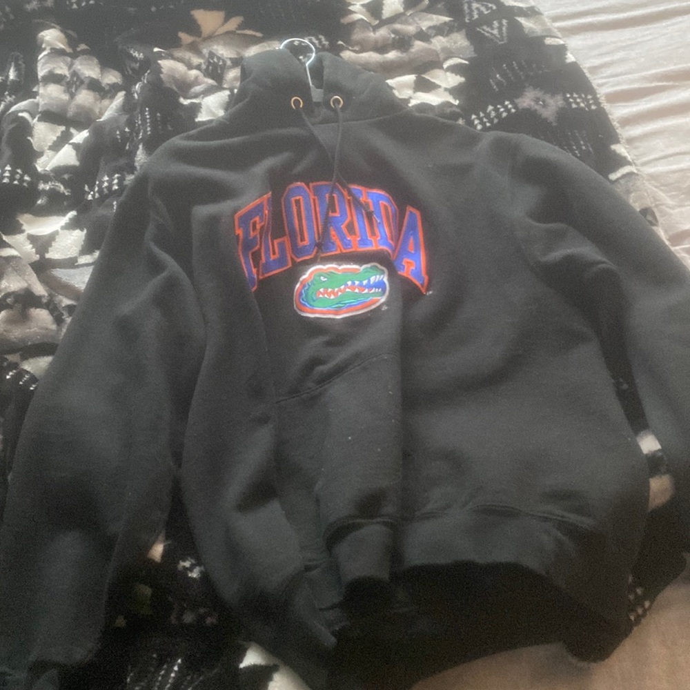 black Florida Gators hoodie.